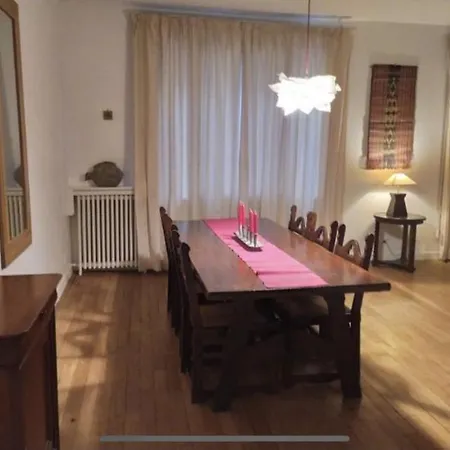 Appartement Meuble Vue Sur La Tour Eiffel Apartment